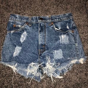 Dark wash Levi shorts